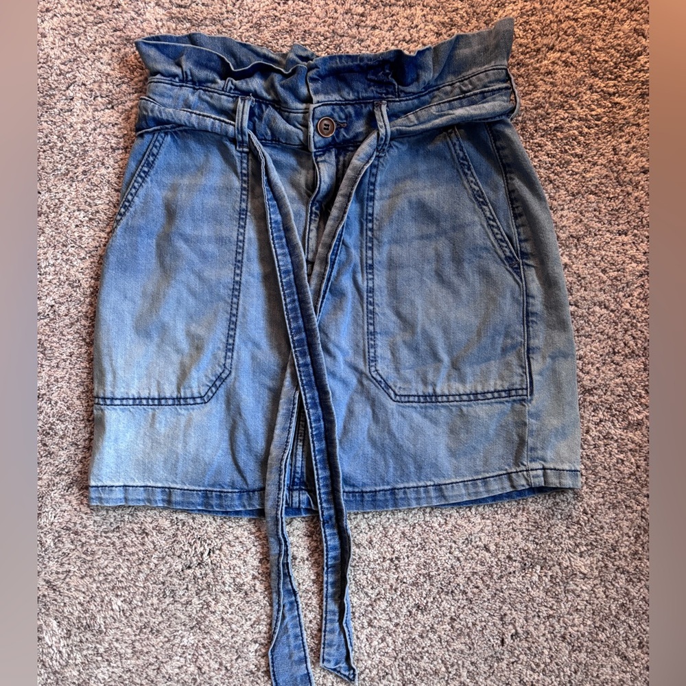 Free People Splendor in the Grass Denim Chambray Blue Paper Bag Skirt Size 4 - Picture 3 of 8